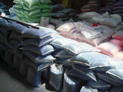 環(huán)保永不褪色彩砂 創(chuàng)新材料與應(yīng)用前景